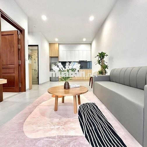 Cho thuê căn hộ 2n1k Trịnh Công Sơn, full đồ, có ban công giá 12 triệu