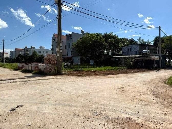 Lô góc đẹp nhất khu Chợ Rau - Liên Châu - Yên Lạc - Vĩnh Phúc 