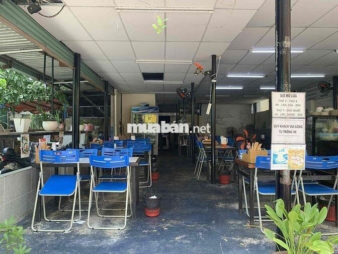mặt bằng cho thuê gần nhiều trường học, khu dân cư sầm uất.