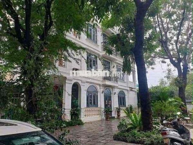 CHO THUÊ BIỆT THỰ SÂN VƯỜN KHU JAMONA RESORT,FUL NỘI THẤT,GẦN CẦU HBP