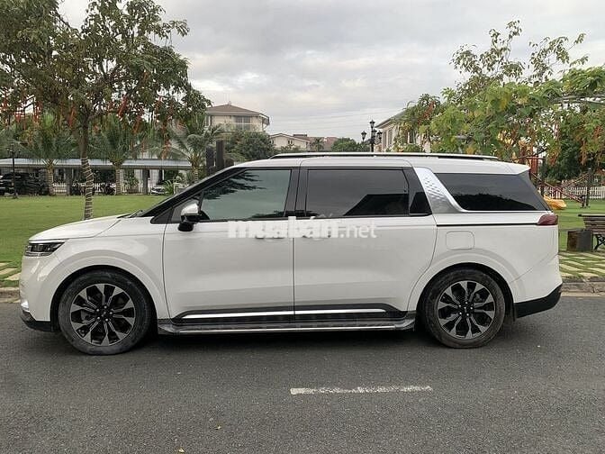 Kia Carnival 2021 2.2D Signature - 89000 km