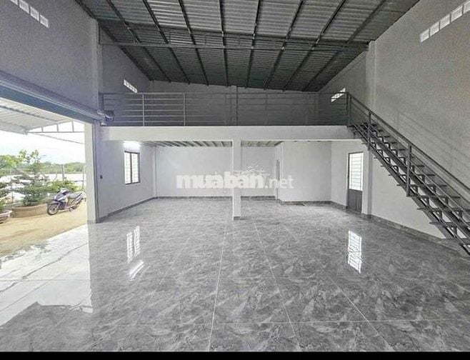 CHO  THUÊ  KHO  XƯỞNG ( 300m2)  XÃ PHONG PHÚ. HUYỆN  BÌNH  CHÁNH