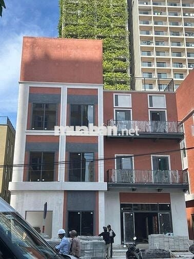 CHO THUÊ TOÀ NHÀ TRẦN BẠCH ĐẰNG - 3 TẦNG 1 TUM TRỐNG SUỐT