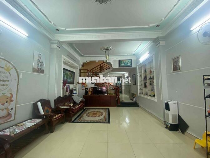 Cho thuê nhà kiệt Nguyễn Văn Thoại, Diện tích 105m2