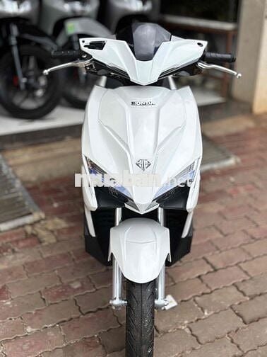 AB 2017 XE TRẮNG ĐẸP ZIN KENG