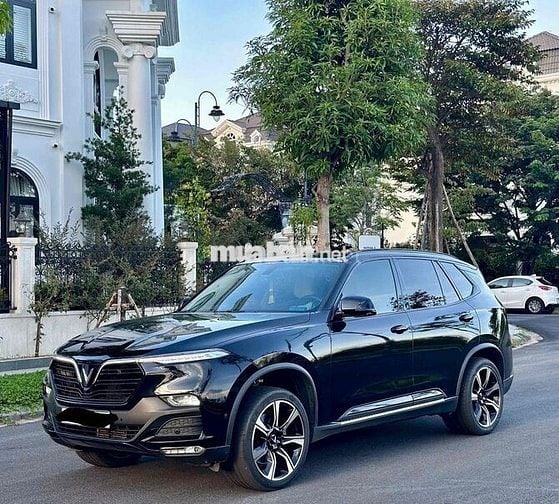 Bán xe VinFast Lux SA2.0 Premium 2.0 AT