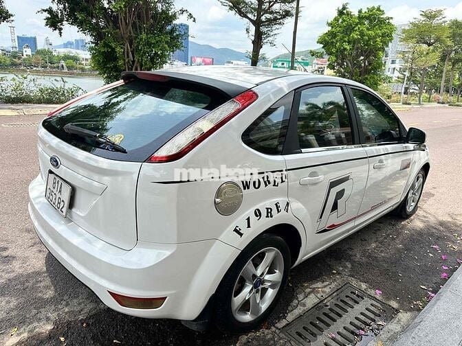 Ford Focus số tự động 2012 xe chính chủ