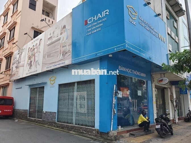 Mặt bằng kinh doanh 2 mặt tiền đường Cộng Hoà