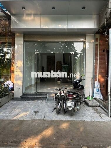 Cho thuê nhà chính chủ mặt tiền 4 mét làm văn phòng, cửa hàng, nhà ở