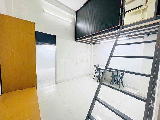 [CHDV] DUPLEX 2 KHÔNG GIAN NGỦ, SÁT CẦU NGUYỄN VĂN CỪ | GẦN UEH SGU