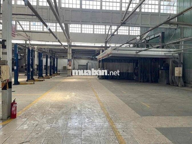 100 Cô Giang, Phường Cô Giang, Q1  Diện tích: 4.200m2 ( 50m x 84m)