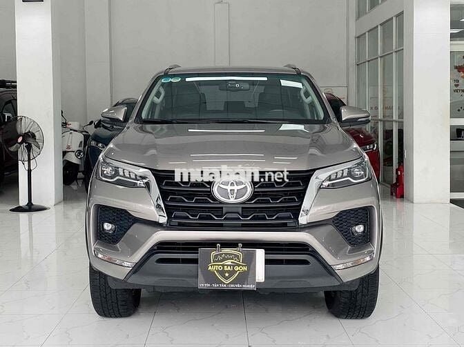 Toyota Fortuner 2022 2.4L 4x2 AT - 39000 km