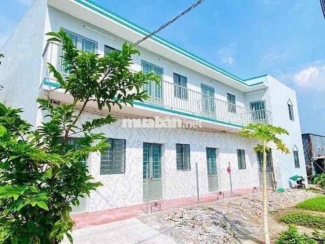 Nhà Mới 1 Lầu Xây Kiên Cố Full Thổ Cư. Đường Xe Hơi Tới Nhà. Giá Rẻ