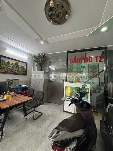 Cần người hợp tác trong lĩnh vực nữ trang vàng, kim cương và đá quí