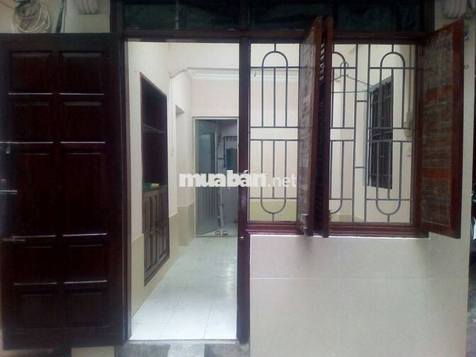 Cho thuê căn hộ tầng 1, tt Viện KSND, Ngọc Khánh, Ba Đình, Hà Nội
