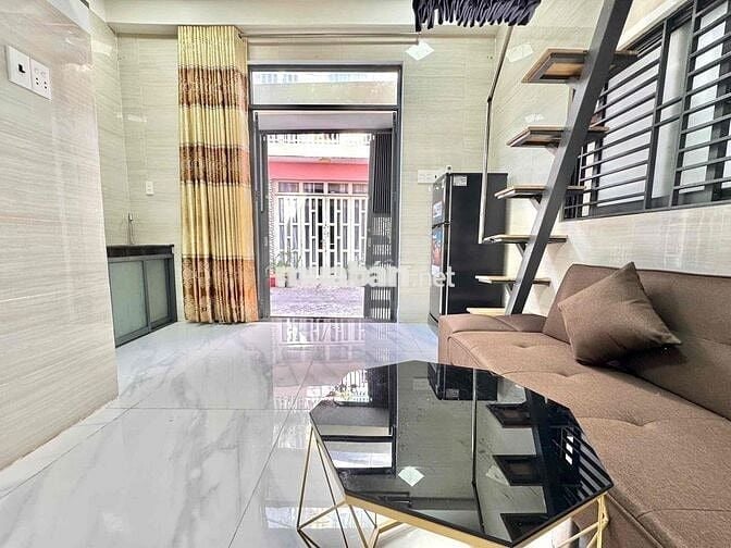 CHO THUÊ PHÒNG TRỆT MẶT TIỀN DUPLEX RỘNG THOÁNG MÁT GẦN SÂN BAY