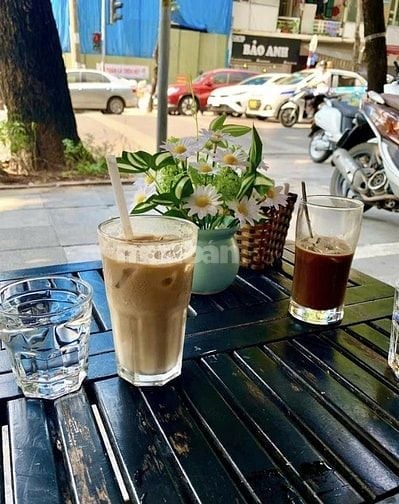 CẦN THÊM VÀI BẠN PHỤ BÁN HÀNG TẠI QUẦY PARTIME FULLTIME 