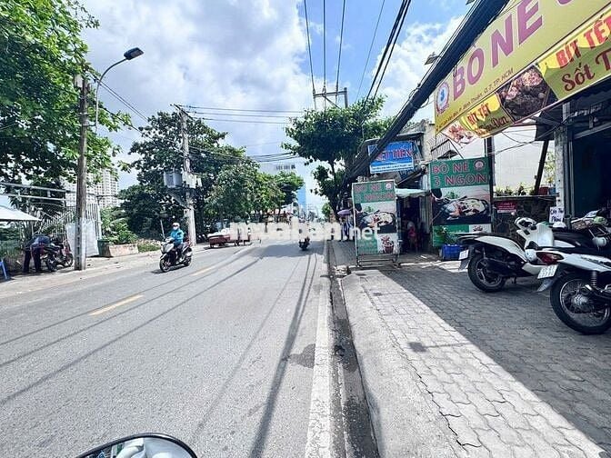 BÁN NHÀ MẶT TIỀN LÂM VĂN BỀN - TRUNG TÂM QUẬN 7