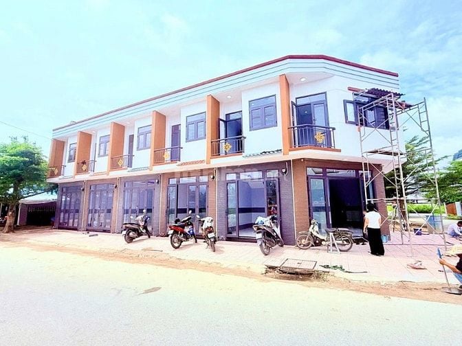  Siêu phẩm nhà 1trệt 1lầu vừa ở vừa kinh doanh,Giá 575triệu sở hữu nhà