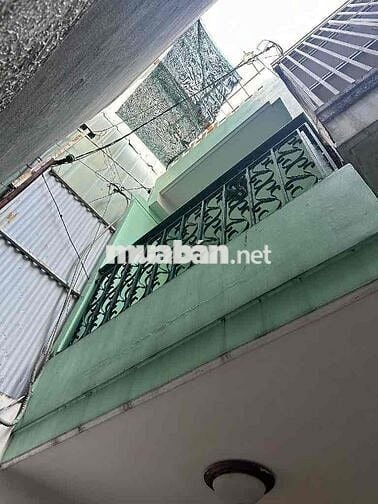 Bán nhà Trần Bình Trọng, 18m2, 4 Tầng, 34PN, Kế bên Phạm Văn Đồng, TL