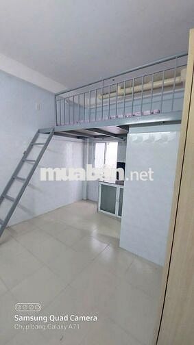 Phòng gác, cửa sổ trời, máy lạnh ngay Đại học Văn Hiến - Âu cơ
