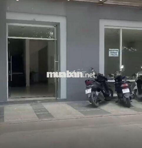 BÁN GẤP căn hộ chung cư dạng shophouse tại Tân Bình