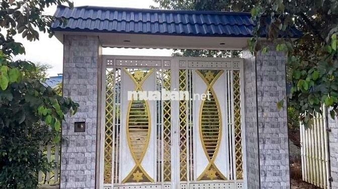 Bán Đất + Nhà mái Thái 
+ DT 54700m2,