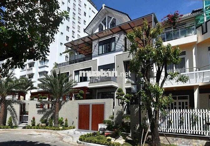 Cho thuê Biệt thự Phú Mỹ Hưng, Q7. Full nội thất nhà mới 100%