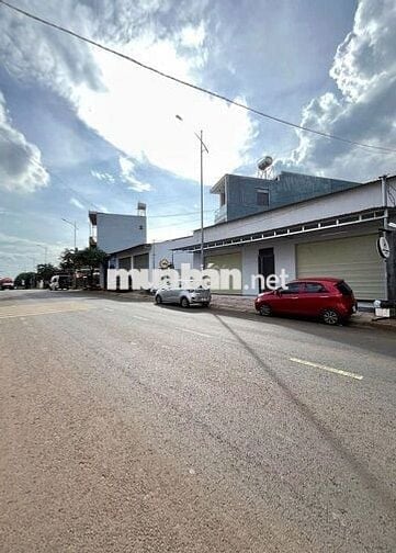 Hàng VIP: 25m mặt tiền MAI THỊ LỰU, 2 mặt tiền trước sau