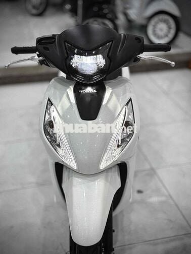 Vision 2022 Smarkey Lướt ( Hỗ trợ Trả GÓP )