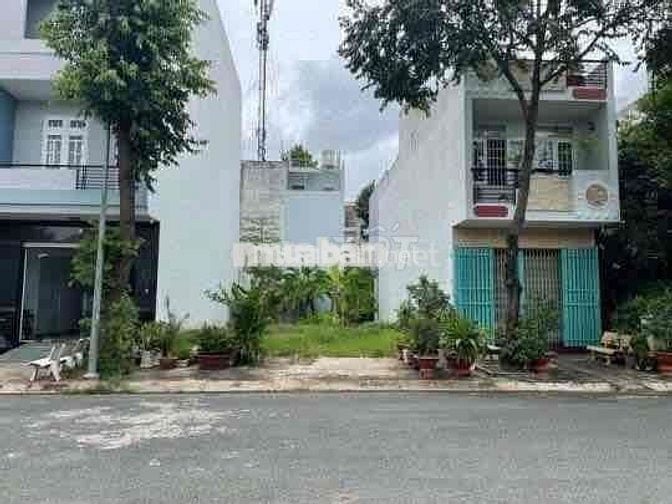 CHỦ ĐỊNH CƯ NƯỚC NGOÀI CẦN BÁN GẤP LÔ ĐẤT 100m2 KDC PHONG PHÚ - 2,25tỷ