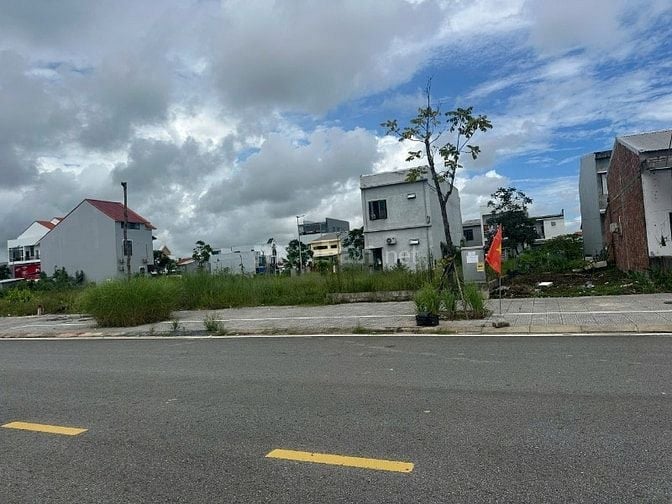 BÁN ĐẤT MẶT TIỀN PHAN ĐÌNH THÔNG – KQH HƯƠNG SƠ