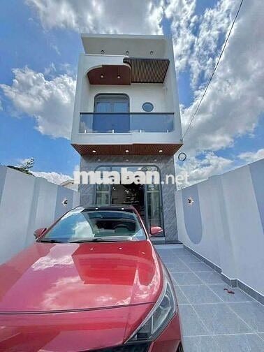 Bán nhà 1 trệt 1 lầu giá 2 tỷ 350 triệu, DT 5x20m, Tân An, Bình Dương