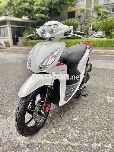 Vision 2019 trâng sport - máy zin êm - xe lướt
