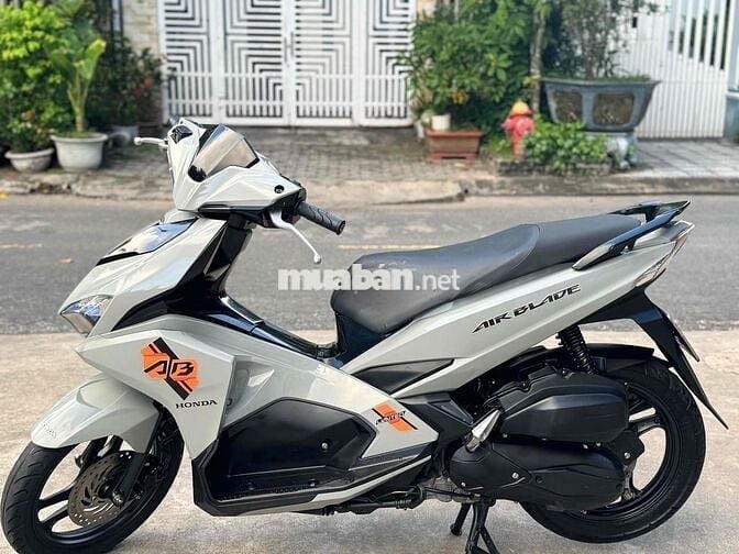 AB siêu nhân xám xi măng xe Zin chất chính chủ
