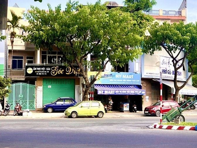 Cho thuê nhà mặt tiền đường lớn 1A Nguyễn Hữu Thọ 8x23 