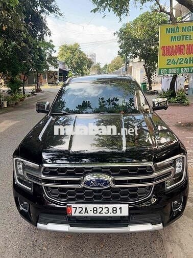 Ford Everest 2024 Titanium 2.0L 4x2 AT - 20000 km
