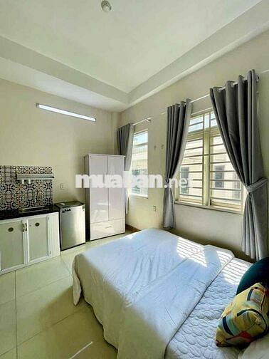 1 Phòng Ngủ Full Nội Thất, cửa sổ thoáng, 30m2 Gần ĐH Văn Lang