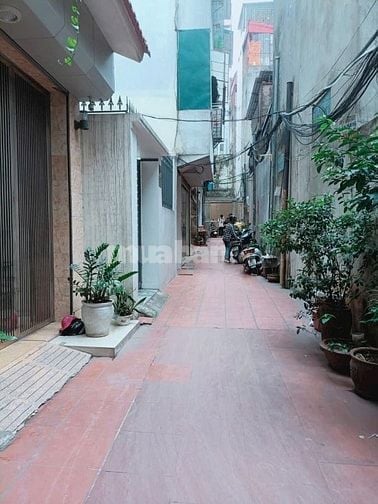 Chủ Nhà Cần bán gấp Nhà Ngõ Chợ khâm thiên, ngõ 249, DT: 34m1/ 46m7