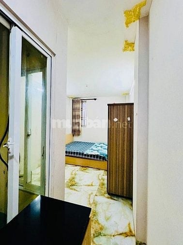 Hẻm xe hơi số 4 Hậu Giang p4 tân bình 3tr8/tháng full nội thất lầu 2 