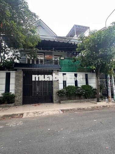 nhà biệt thự 12x20m 1 trệt 1 lầu 1 sân thượng, có 5 phòng ngủ 4wc