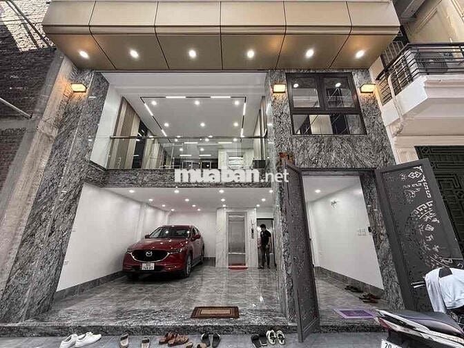 Ô TÔ ĐỖ TRÁNH - ĐẲNG CẤP ĐỀN LỪ – MẶT TIỀN 6.8M - THANG MÁY VÙ VÙ - VI