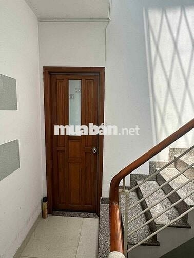 Pass phòng trọ chính chủ + 24 m^2 + Phan Đăng lưu, Bình Thạnh