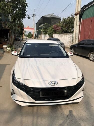 Hyundai Elantra 2022 1.6 AT - 14998 km