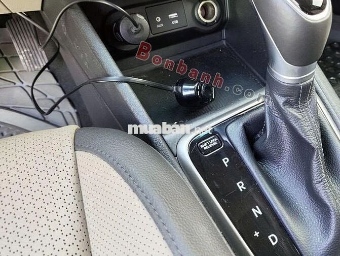 Hyundai Accent 1.4 ATH cao cấp nhất