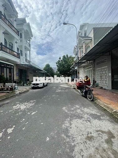Nhà 2 phòng KDC Đại Học Y Dược