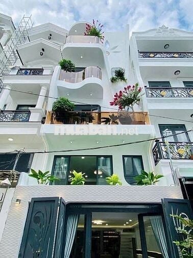 NHÀ ĐẸP 4 LẦU HXH BÙI THỊ XUÂN, PHƯỜNG PHẠM NGŨ LÃO, QUẬN 1
