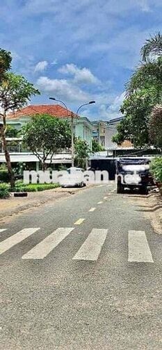 Nhà Bông Sao - Tạ Quang Bửu Nhỉnh 4 tỷ