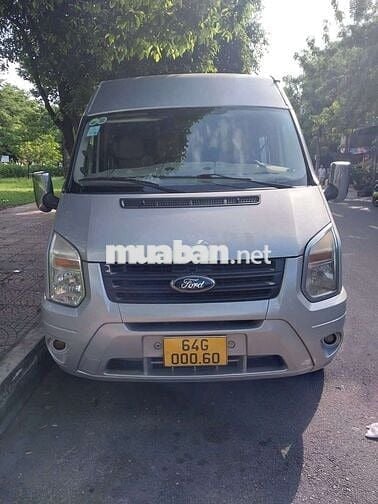 Ford Transit 2015 Van 6 ghế 900kg chạy giờ cấm