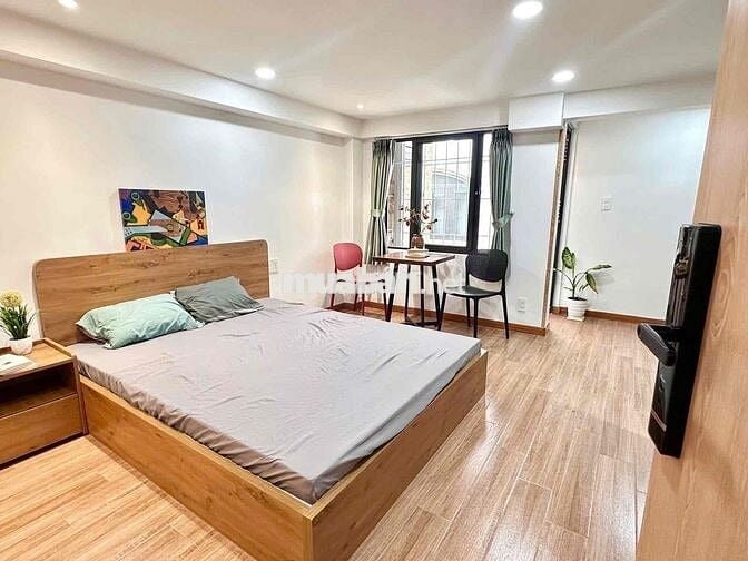 CHO THUÊ STUDIO BAN CÔNG CỬA SỔ 30m2 NGAY THÀNH THÁI